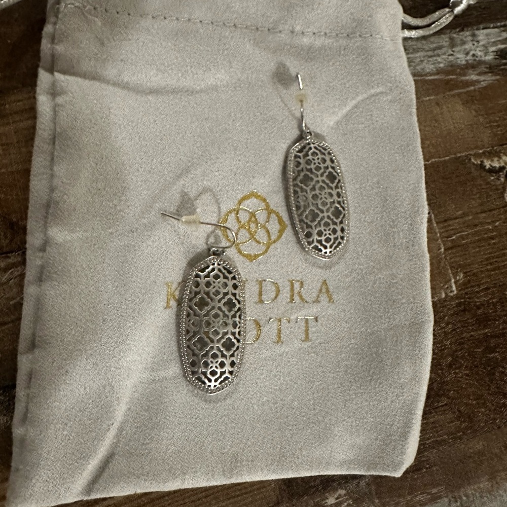 Kendra Scott Elle filigree earrings